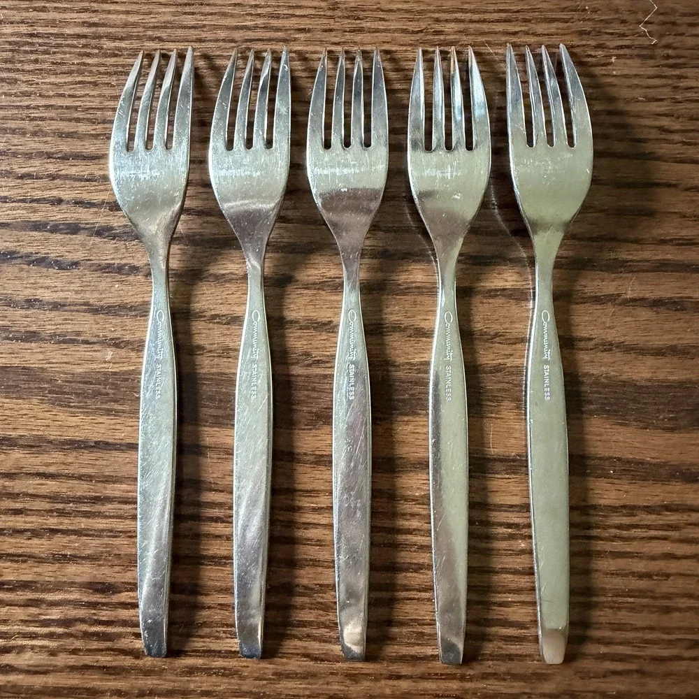 ONEIDA COMMUNITY Frostfire STAINLESS SATIN DINNER FORKS Set of 5